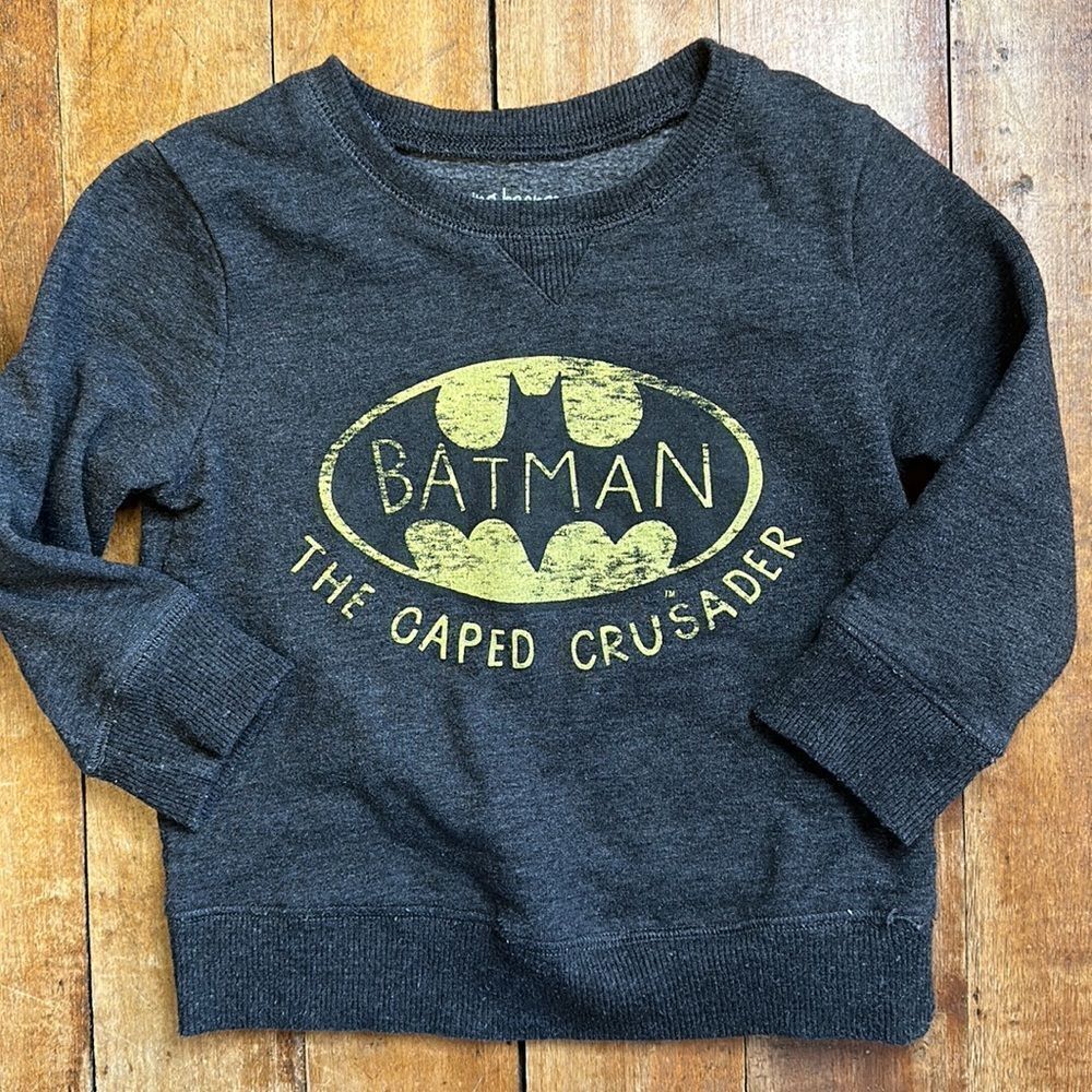 Batman sweatshirt 2T softest fleece crewneck Jumping Beans unisex winter black